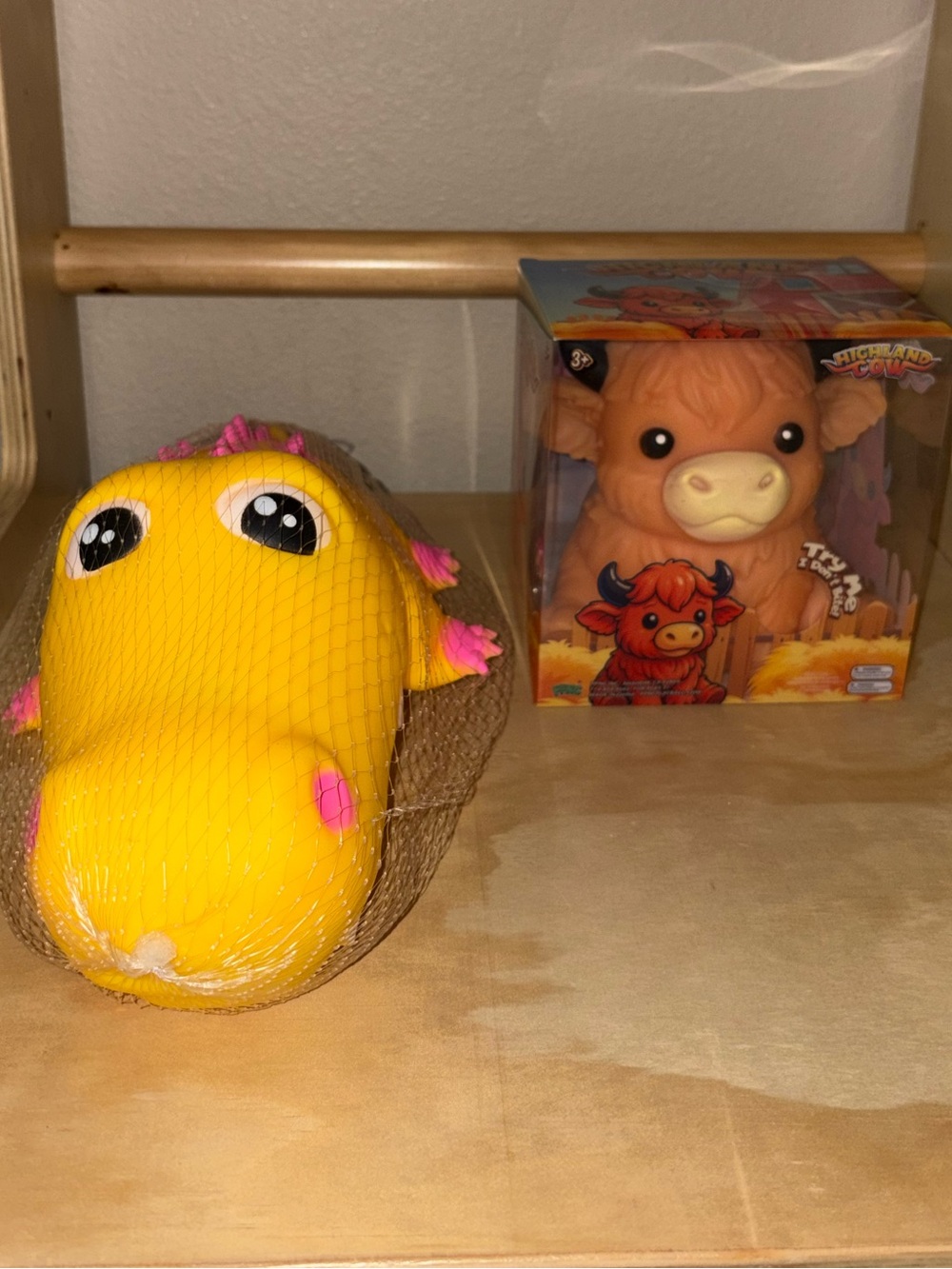 Squishy Gator and Highland Cow set of 2
